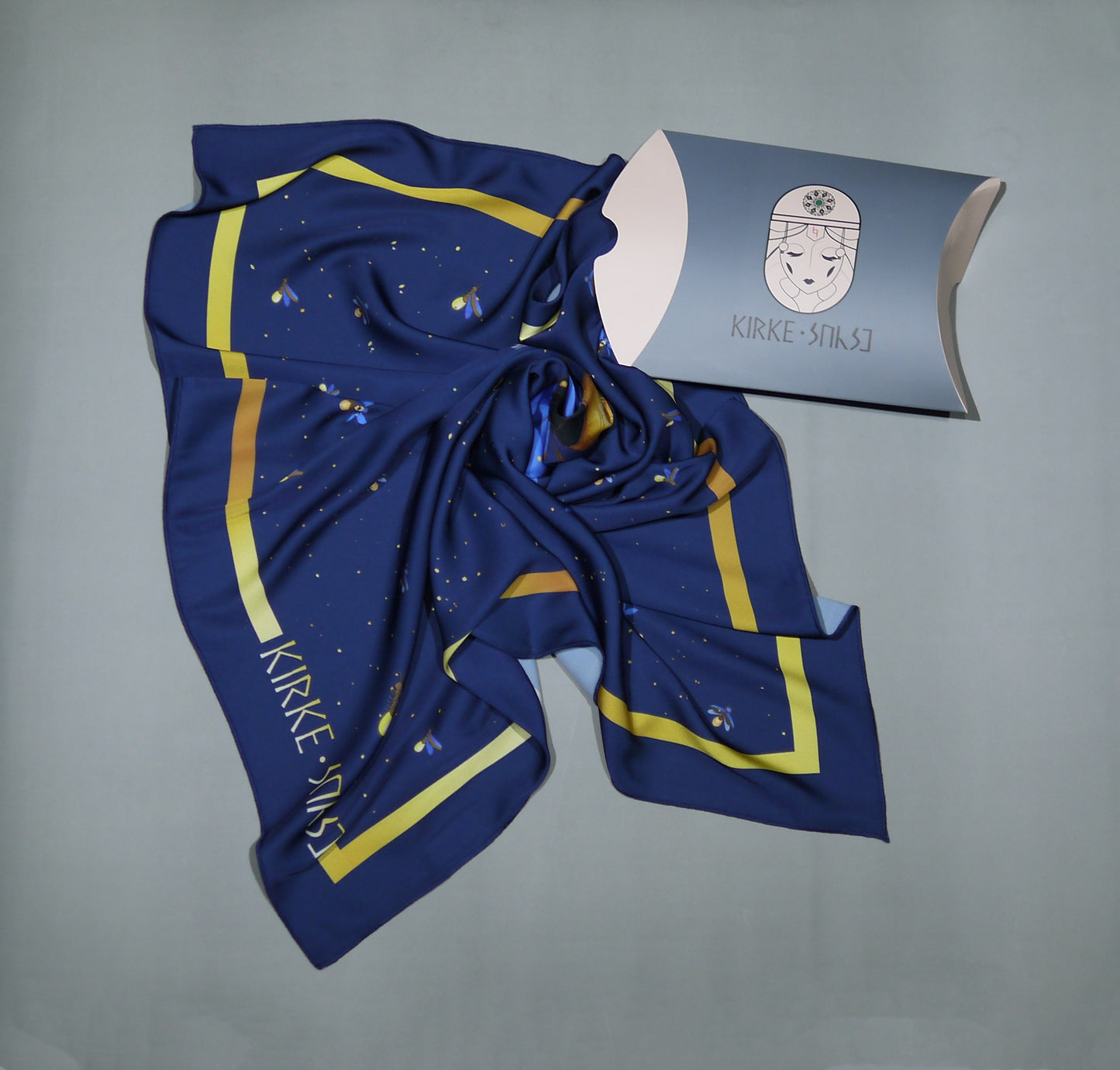 აბრეშუმის შარფი „ციცინათელები“ – კირკეს კოლექცია