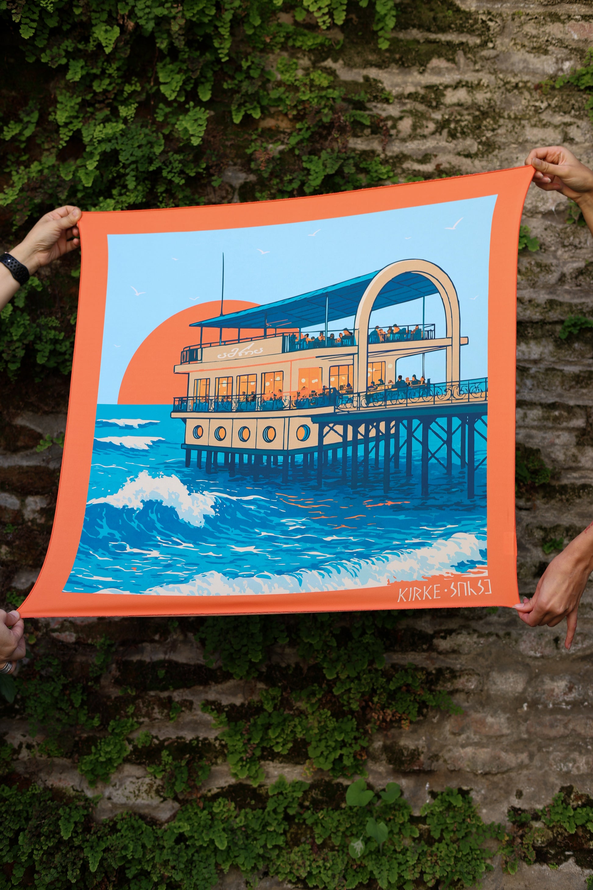 აბრეშუმის შარფი - ამრა