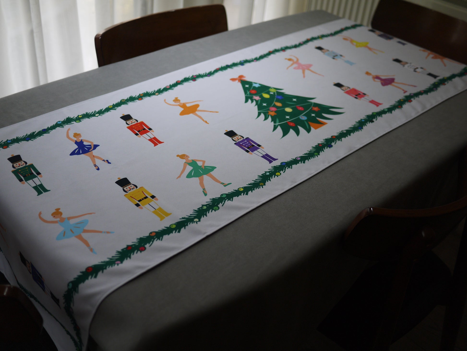 “კირკეს საახალწლო რანერი - საახალწლო ზღაპარი”