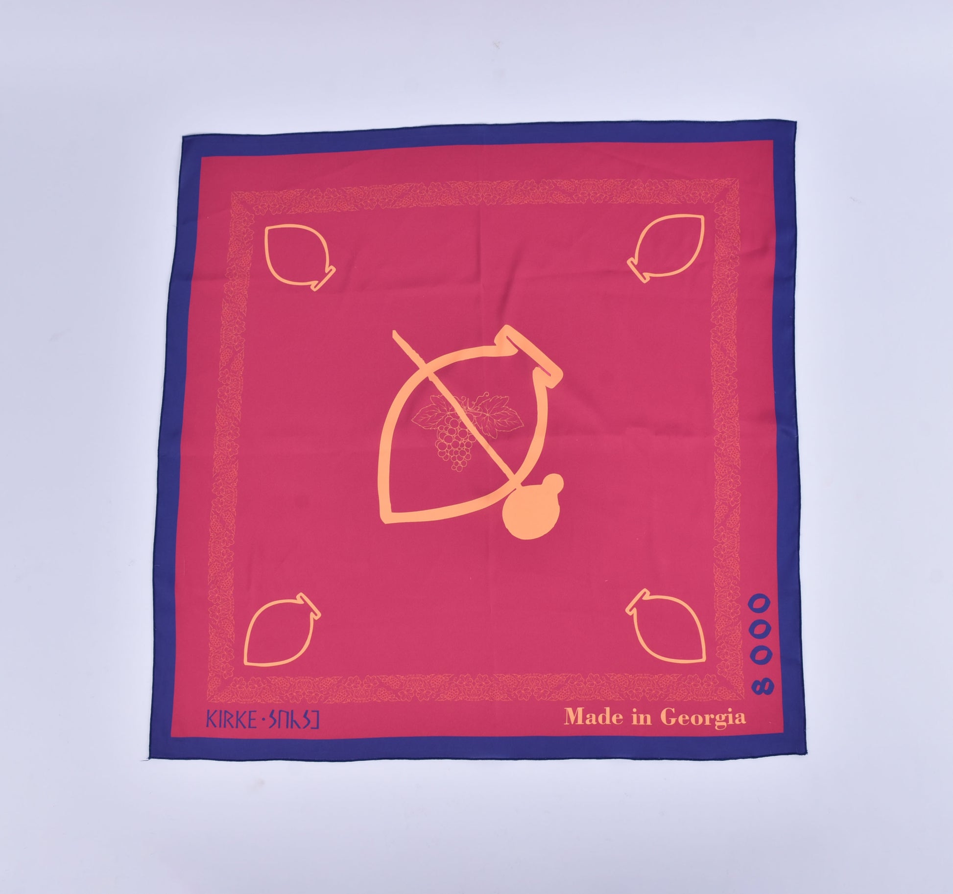 კირკეს აბრეშუმის შარფი საფერავი – სრული ხედით, ქართული მოტივებით