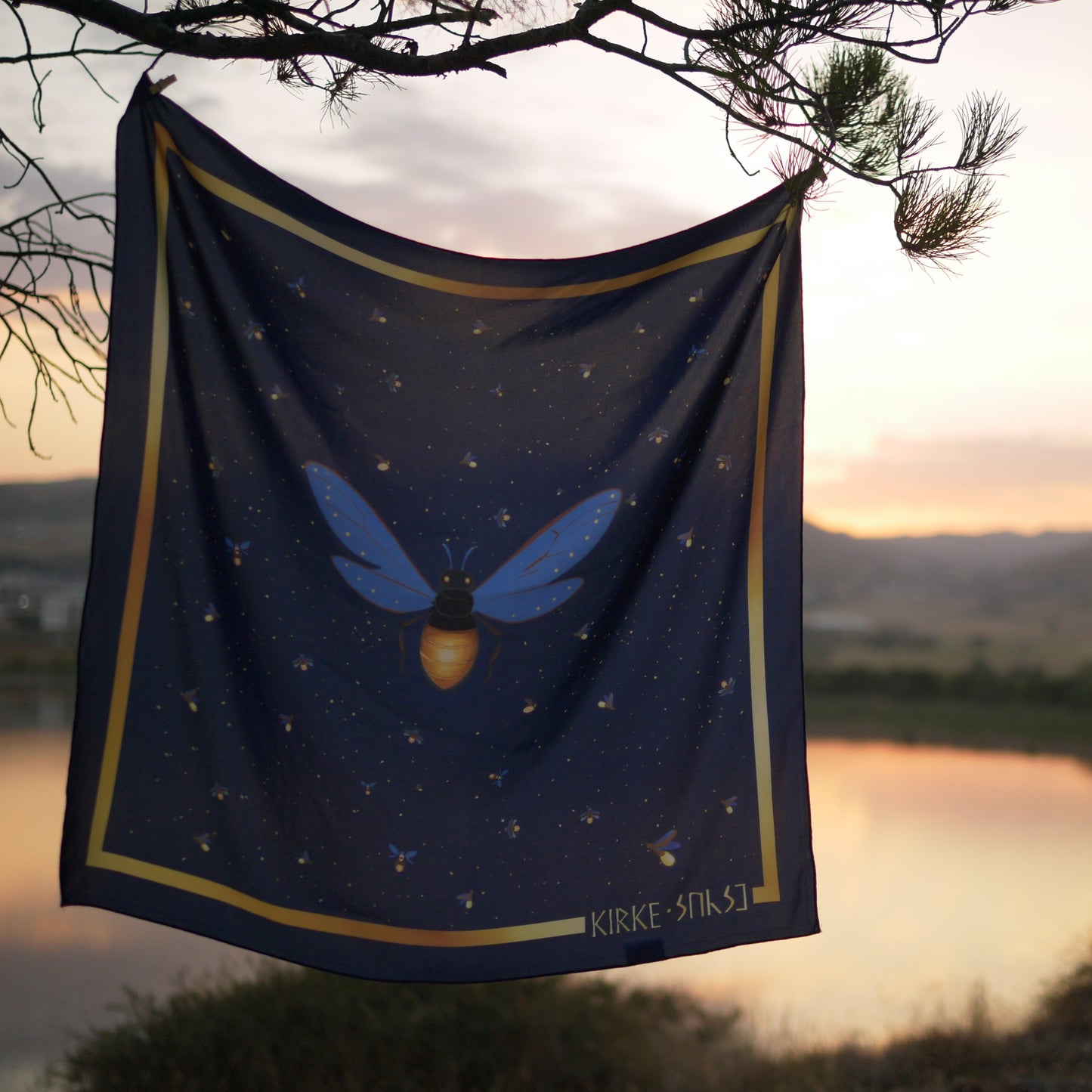 ქართული ბრენდი კირკე – უნიკალური აბრეშუმის შარფი